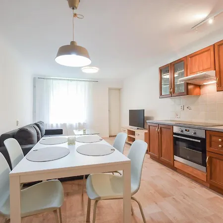 Апартаменты Grand 3 Bedroom Mezonet *