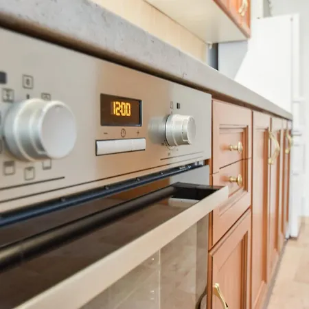 Grand 3 Bedroom Mezonet Apartman Alamóc